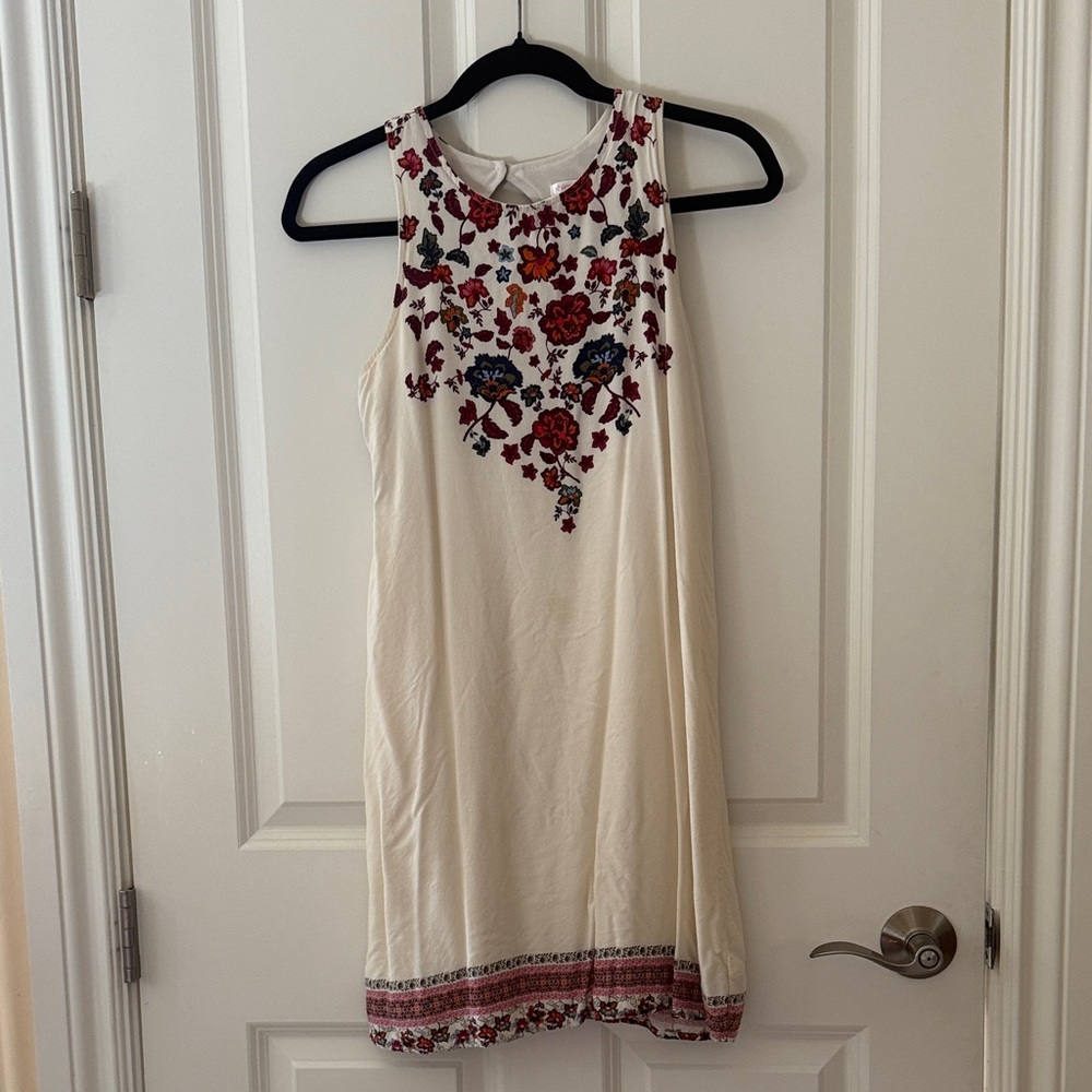 Xhilaration Floral Embroidered Cream Dress